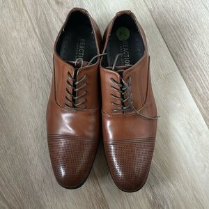 Kenneth Cole Mens Dress Shoes - Size 9.5 - Brown
